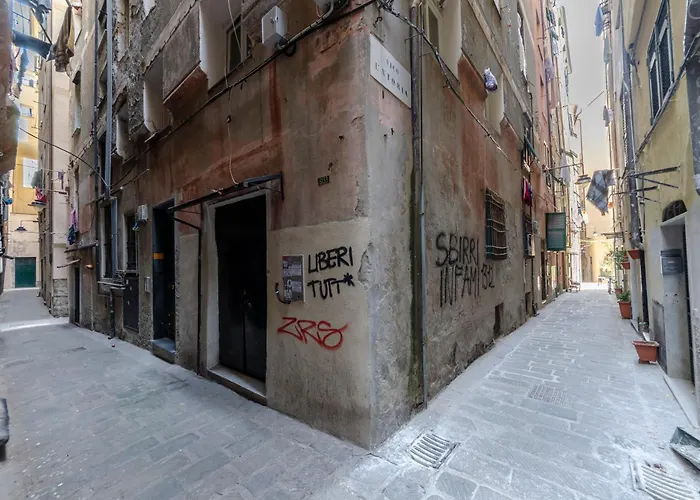 Castelli'S Apartments Campo 8 Genova