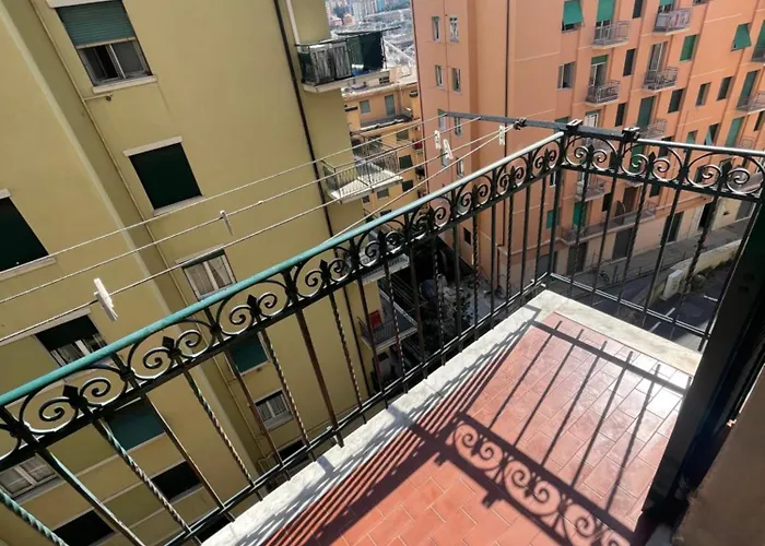 Deluxe Apartment Self Check In Parking Genova