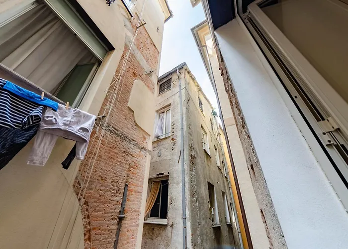 Castelli'S Apartments Campo 9 Genova