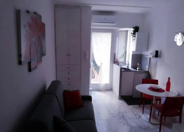 Joanna House - Japartments Genova