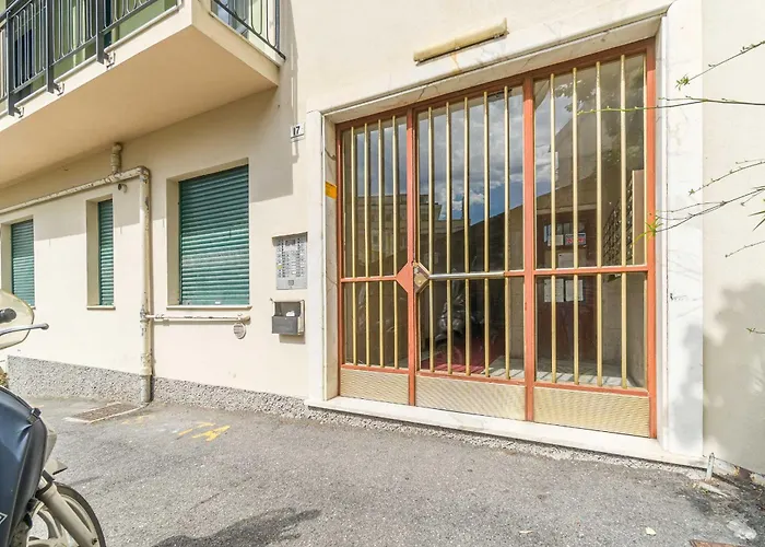 Monik House: Central House With Parking Genova