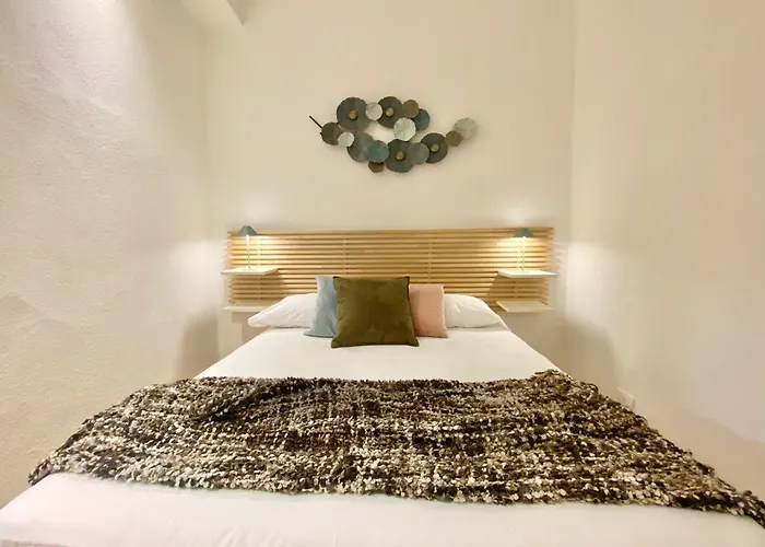 CasaViva - Elegant Studio Retreat in Genova