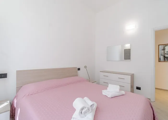 Appartamento Guesthost - Genova Albaro District Comfy Flat