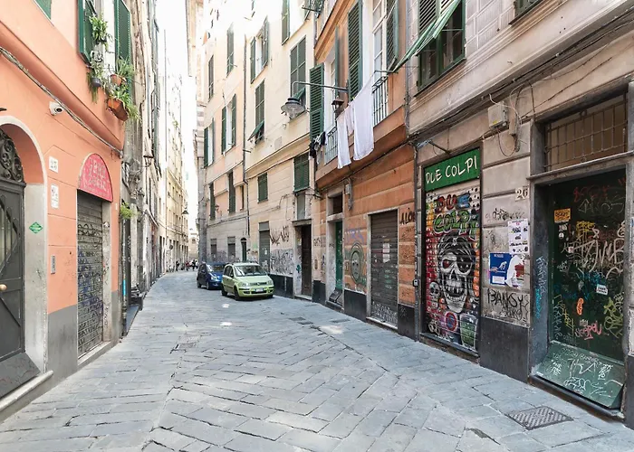 Appartamento Quadrilocale a 50 passi dal Duomo, Primo piano Nobile Genova