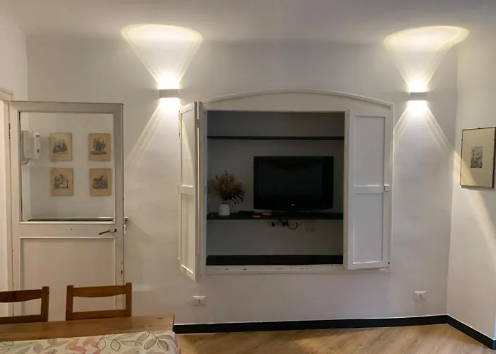 Appartamento Cernaia By Vp & C Rent Genova