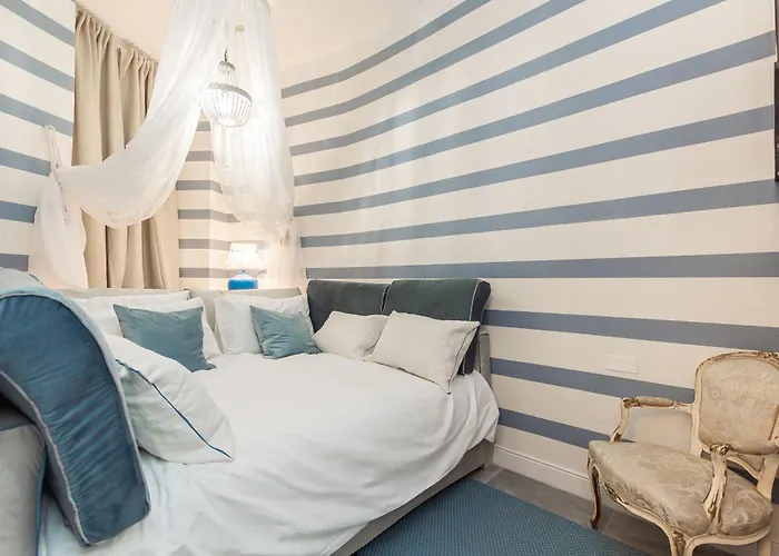 Modern Loft - Aquarium - Old Town - Ac Wi-Fi - Always Open H24 - Best Price! Genova