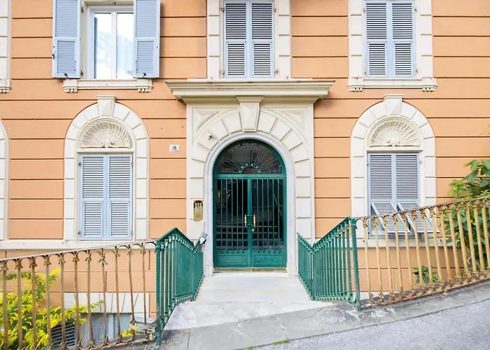 Appartamento CasaViva-Modern Elegant Trilo in Genova Castelletto
