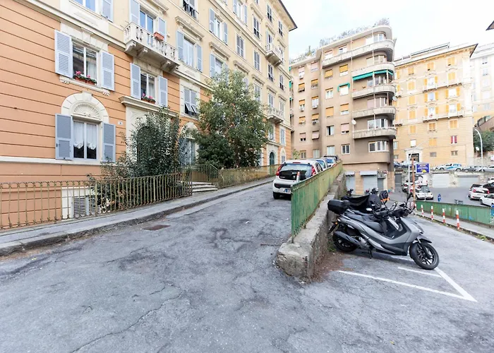 Appartamento CasaViva-Modern Elegant Trilo in Genova Castelletto