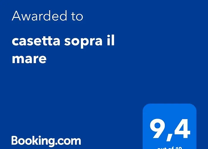 casetta sopra il mare Genova