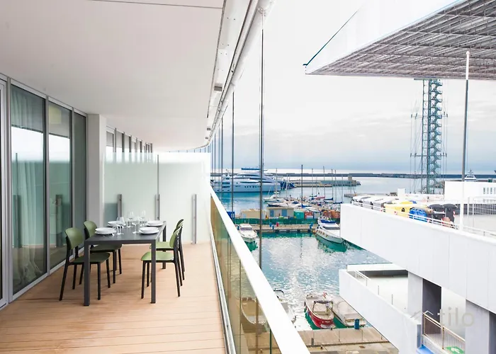Waterfront Luxury Studio, Free Parking, Ac, Netflix & Wifi By Tilo Lux Genova