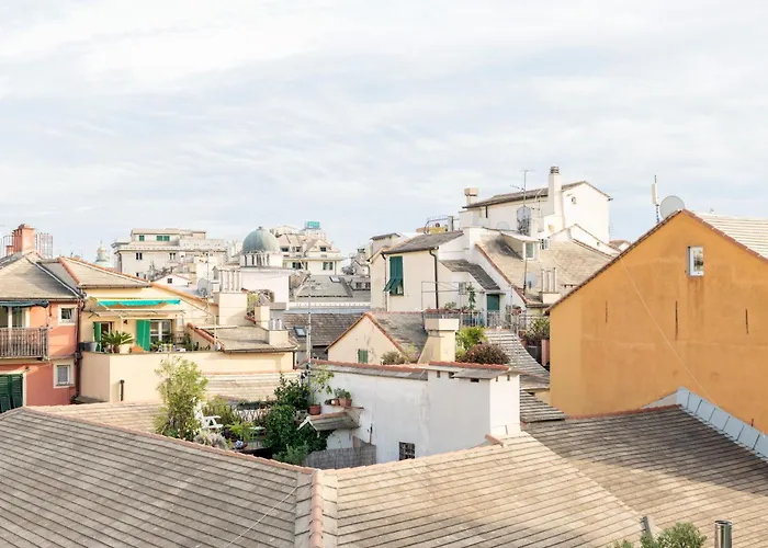 Cosy Apartment With Terrace Genova
