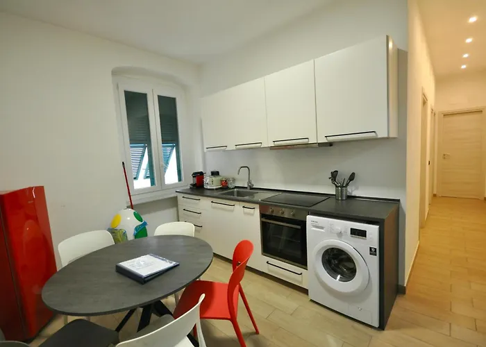 H2ome Principe, 4 camere 2 bagni, AC, vicino alla stazione Principe Genova