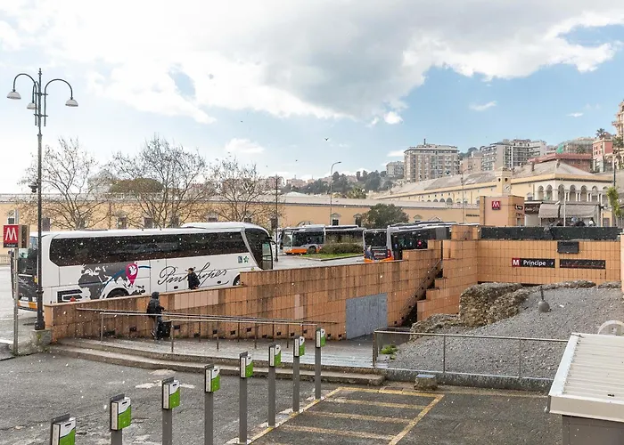 Appartamento La Mansarda del Principe, vicoli, acquario e lanterna Genova