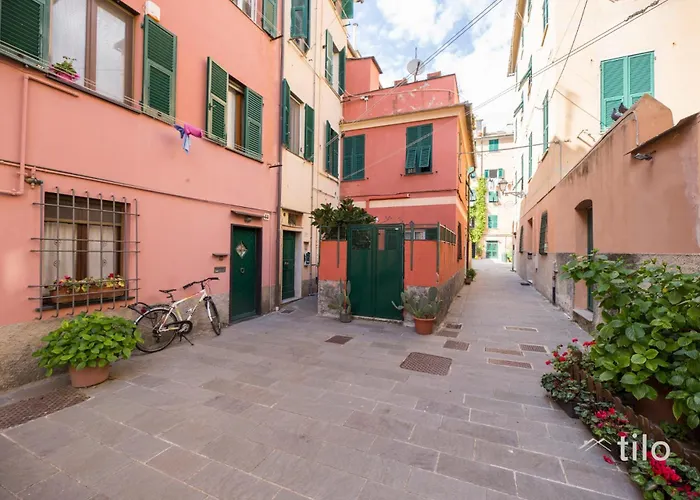 Bocadasse Beach| Parking| Wifi| By Tilo Genova
