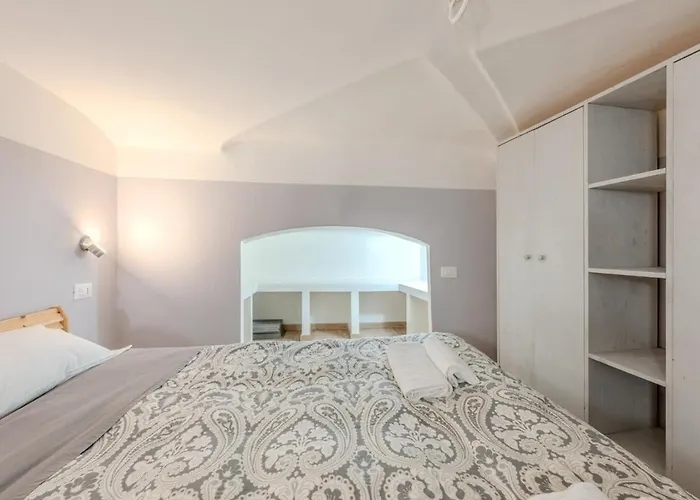 Appartamento Acquario a 200m Prestigioso Loft in centro con WiFi Genova