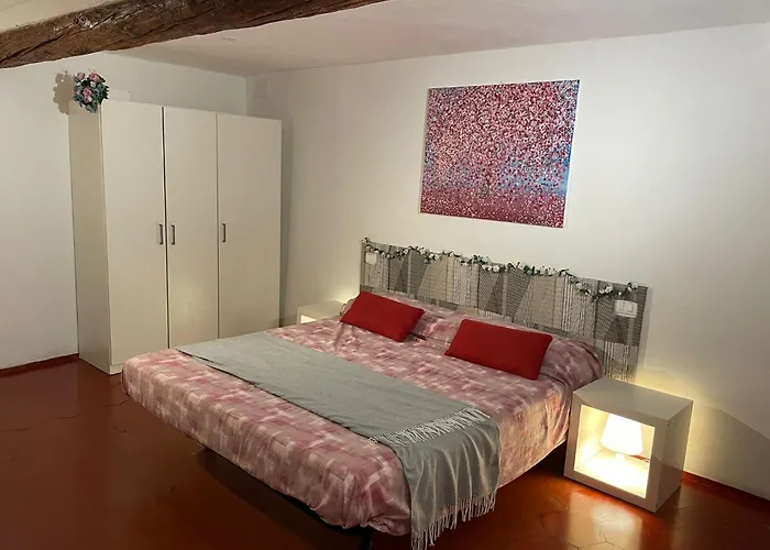Spacious Apartment In Center Genova