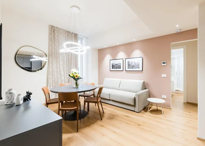 Oldtown Chic Apartment Between Aquarium And Metro Genova