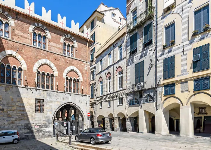 Oldtown Chic Apartment Between Aquarium And Metro Genova