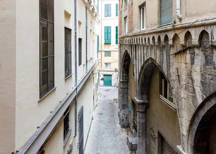 quadrilocale centro storico 4 minuti dall'acquario Genova