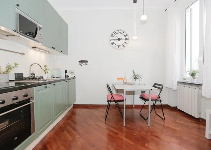 Appartamento Brignole - metropolitana- AC - bilocale 3 posti letto - 1000 Mbps - TAO'S HOUSE 2 Genova