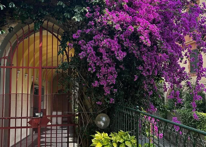 Villa Azzurra - Genova Resort Accomodations