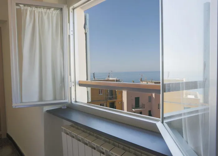 Appartamento Genova Nervi - In Discesa sul Mare