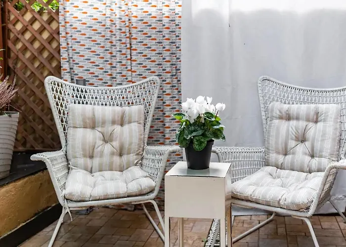 Appartamento Lily'S House, Terrace And Free Parking Near Harbor Genova