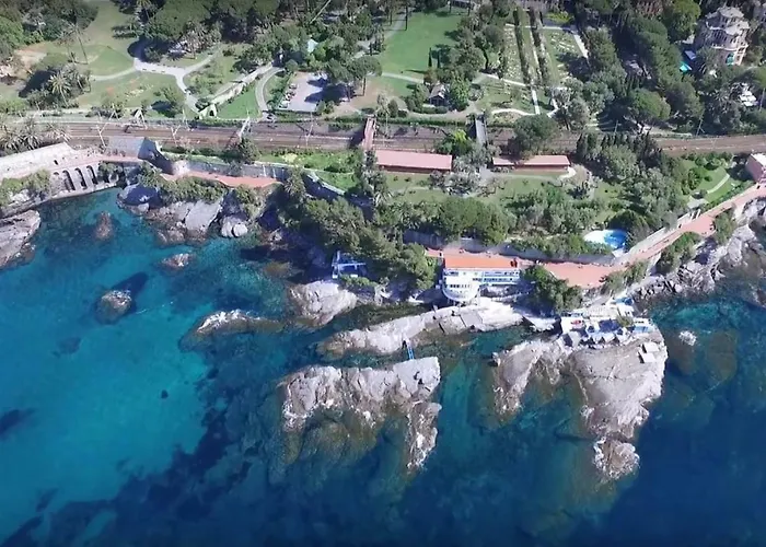 Camera sopra il parco a 2 passi dal mare Genova